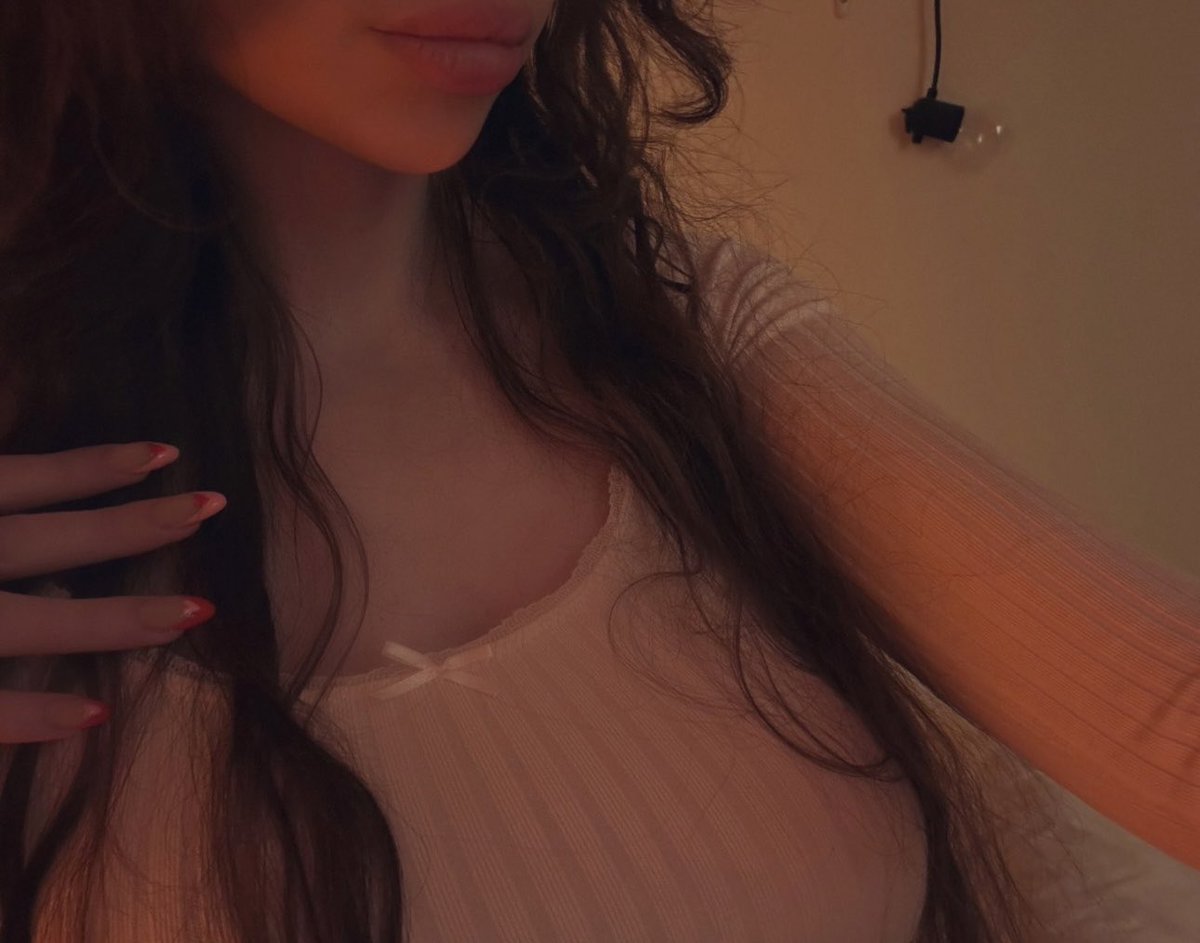 aphrodityz's tweet photo. Quer ser meu depósito de nude ? 
curtiu = foto da bct melada.  
rt = video gozando, vamo?   
                                                    
#PINTOAWARD
#PINTOAWARDS
#PINTOSAWARDS   
#XOTAAWARDS     
#PEITOAWADS 
#PINTOSAWARDSㅤ sp mg sc pr rj pr rs https://t.co/N7cCHvn22H