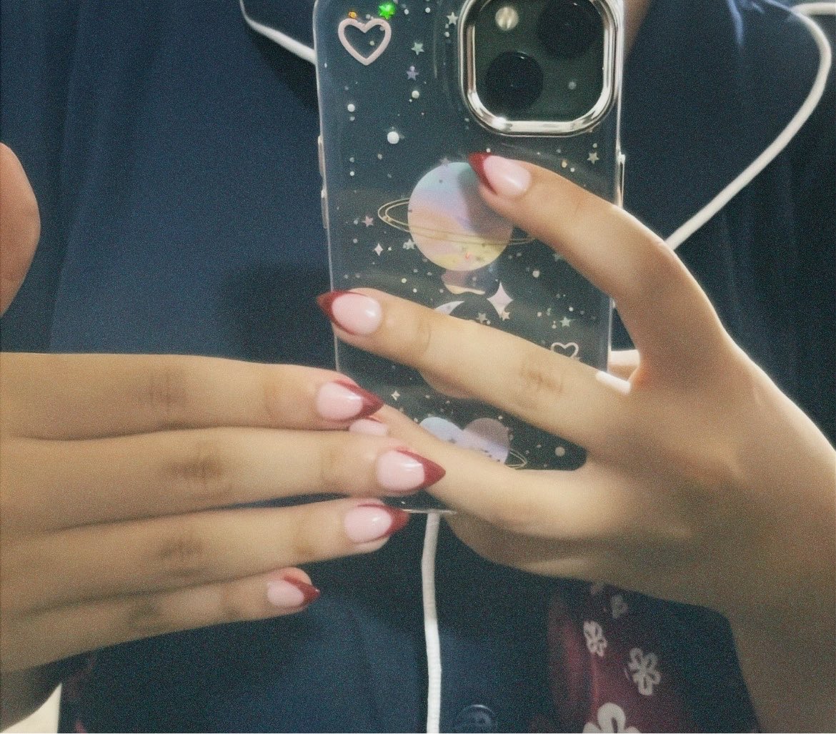 itsqueenera's tweet photo. Nails الملكة https://t.co/ufwsik7tmX