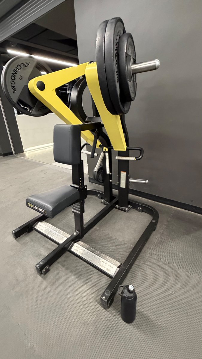 Eng_HRB22's tweet photo. I’m back for the back 🏋🏻‍♂️ https://t.co/A4WAeo8AI0