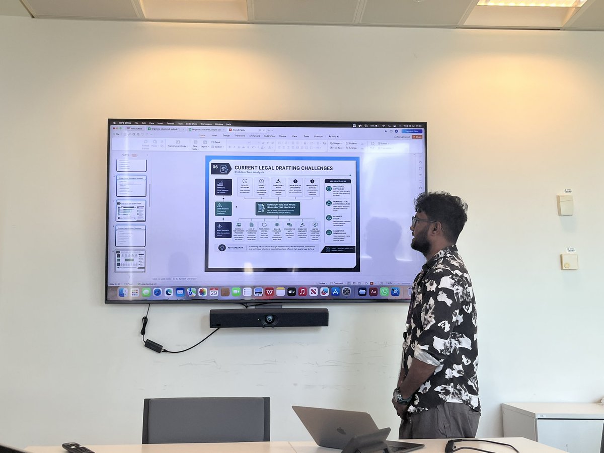 largencehq tweet picture