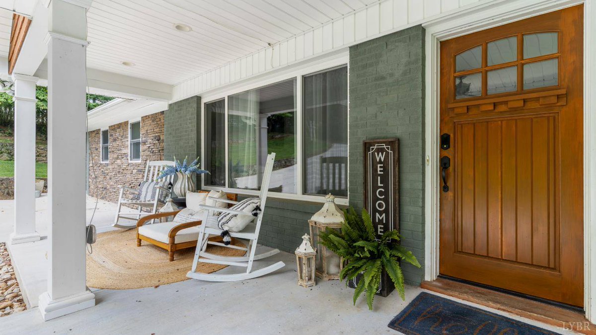 skypacotteam's tweet photo. 3609 Tanglewood LN, Lynchburg, VA 24503 just hit the market!
Take a look at this awesome space: https://t.co/l8Ss77yx5T https://t.co/YothcNQUW2