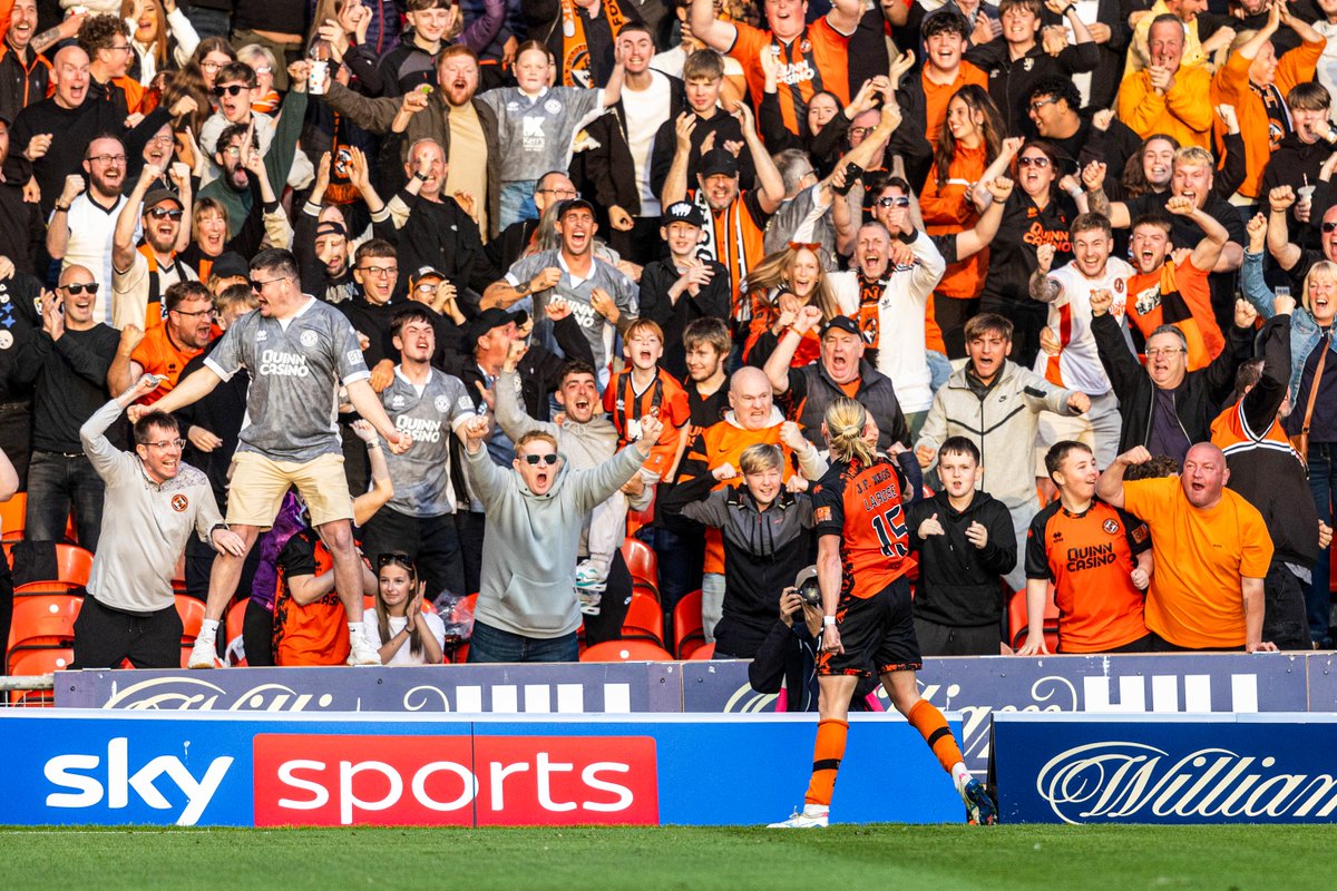dundeeunitedfc's tweet photo. Absolutely stoked mate 🇦🇺 https://t.co/xWhb1kOrQ1