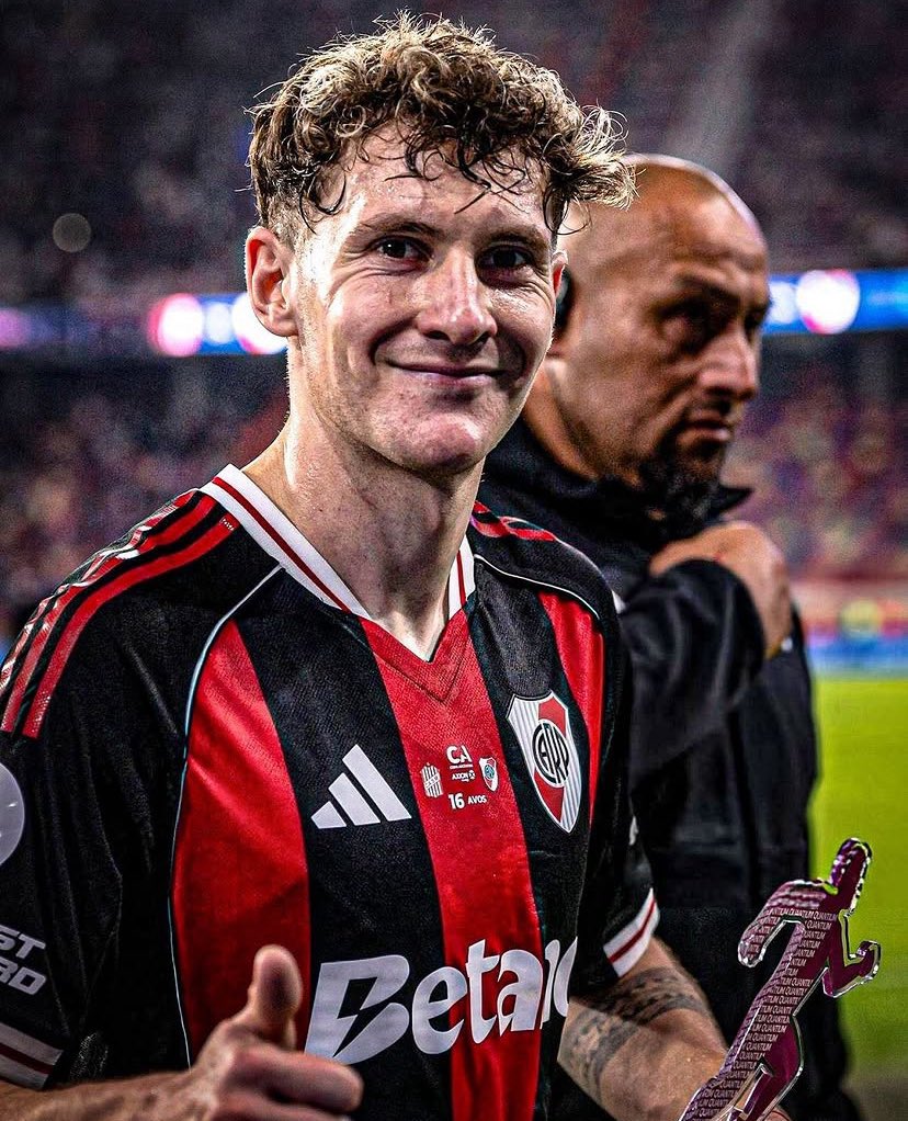 sudanalytics_'s tweet photo. ‼️🇧🇷🇦🇷 VASCO DA GAMA QUIERE A FACUNDO COLIDIO, RIVER PIDE USD 9M PARA VENDERLO.

Vía @juanbalbi9. https://t.co/51yBwiuih6