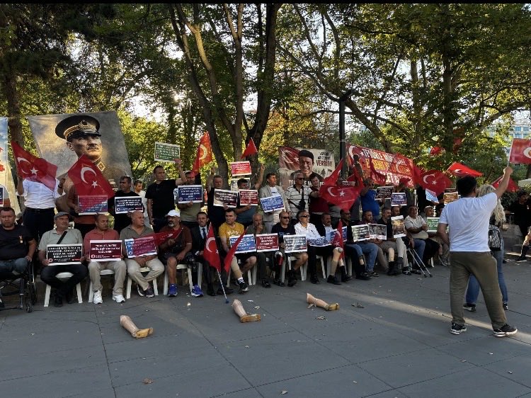 avbrcaydn's tweet photo. #GazileriminYanındayım https://t.co/5zZHh2EBV3