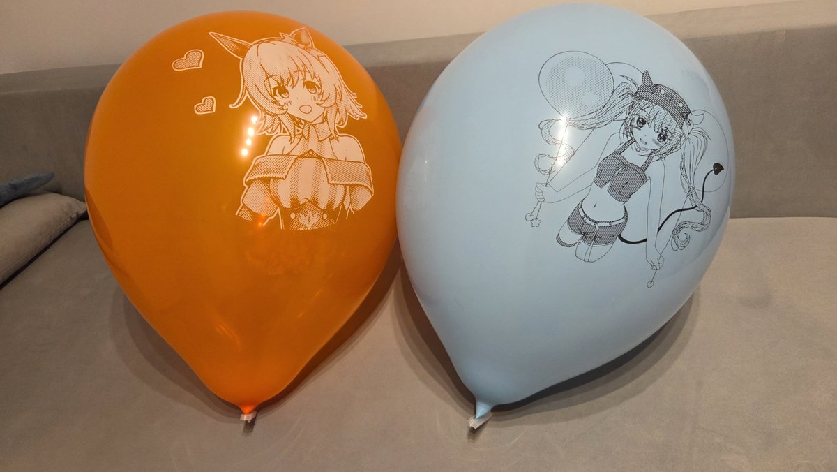 Likky28170's tweet photo. My first time inflating 18-inch balloons, I'm scary to neck them :p https://t.co/kuW0XoPDiY
