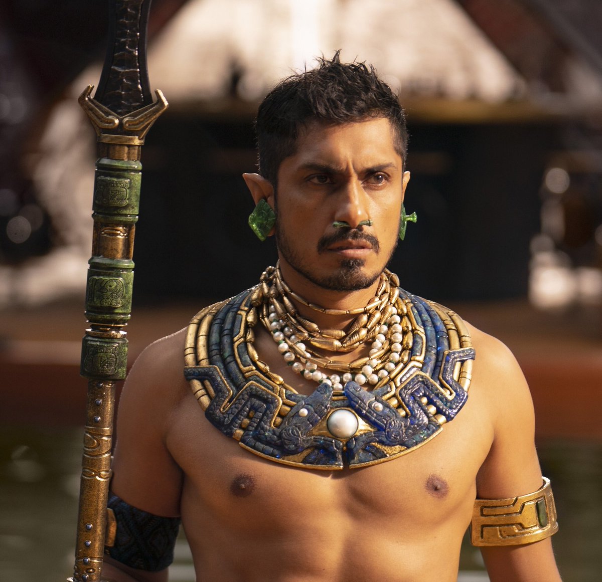 bolves_'s tweet photo. @ams45594788 @faretheeoscar Namor, all his cultural jewelry and clothes are being stripped away, to have his Eurocentric and generic waves and scales looking clothes https://t.co/eGBS72QZH5