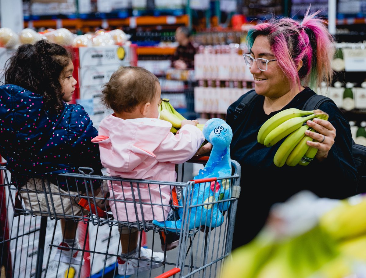 UWNCA's tweet photo. Groceries shouldn't be a monthly guessing game. 🥫

As food costs continue to rise, food pantries across our region offer free access to meals for anyone who needs support.

Find a pantry near you: https://t.co/eTRzyxFz44

#UnitedIsTheWay #CommunityImpact #HealthyCommunity https://t.co/2cckg7bHh9