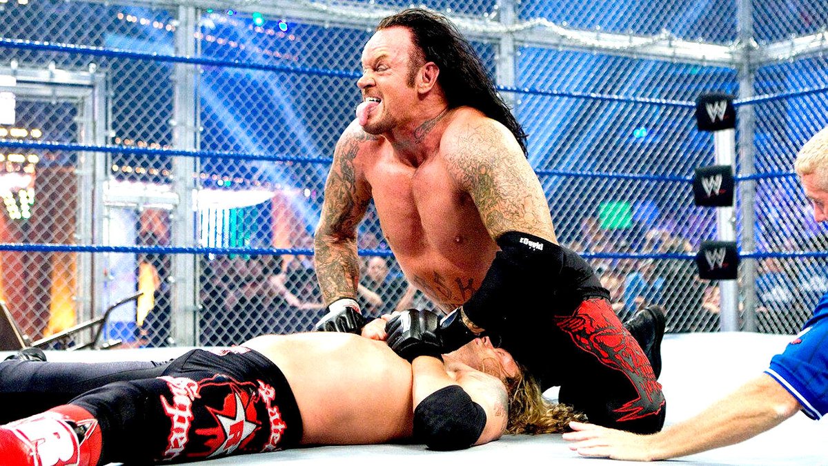 CWNonline's tweet photo. Top 10 @WWE @SummerSlam Main Event Matches of All-time: Number 3 @ https://t.co/9rOeETUIDL

#Top10 #MainEventMatches #SummerSlam #CWNonline #CANUCKproud 🍁 https://t.co/RuDl1rjwB3