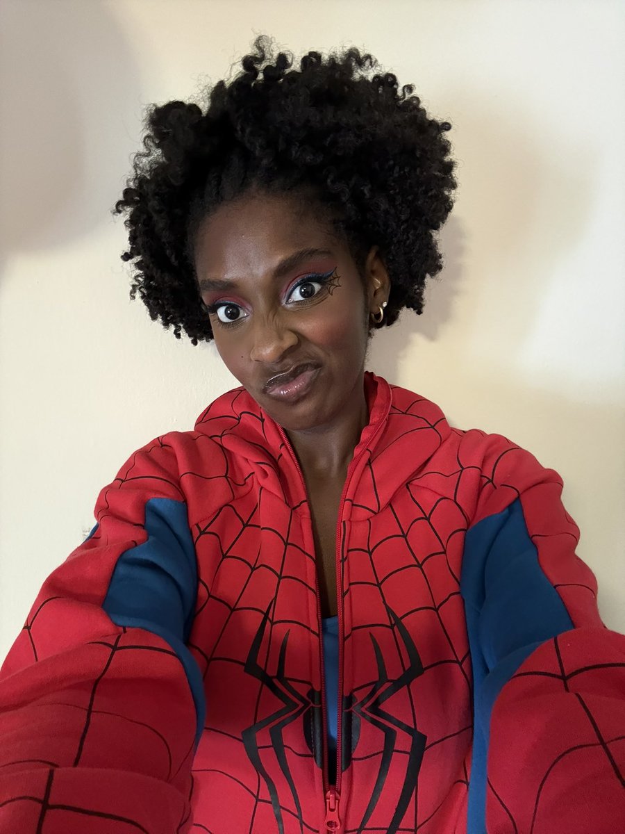 chocolateameri's tweet photo. omw to save the city🕷️🕸️ https://t.co/yiIVvDVHpT