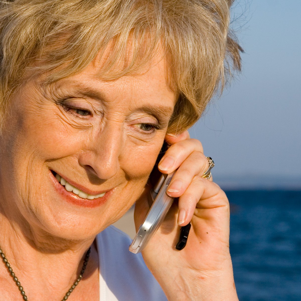 A1HomeCare's tweet photo. Summer can be challenging for the elderly. Check out our latest blog for 3 essential safety tips to keep your loved ones safe and comfortable during the hot months. Read more: https://t.co/cFr2h6ua88  #SummerSafety #ElderCare https://t.co/Z68CHS4ei1
