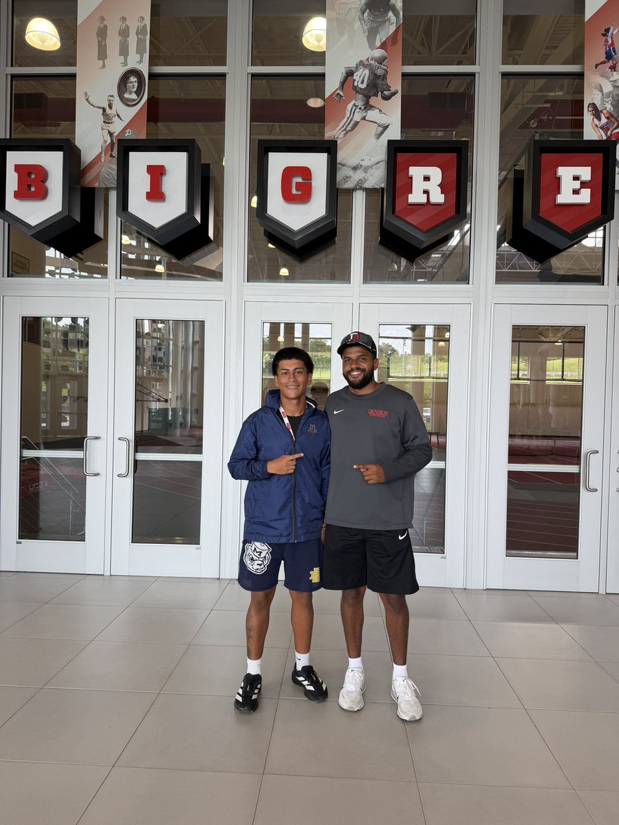 danilonarv47159's tweet photo. Blessed to have the opportunity to visit @DUFootball today! I loved the atmosphere and getting to experience everything Denison has to offer. Huge thank you to @DWilliams1327 and the coaching staff for welcoming me in and making me feel at home. Excited for what’s ahead! #RollDenny #classof27 
@PrepRedzoneFL