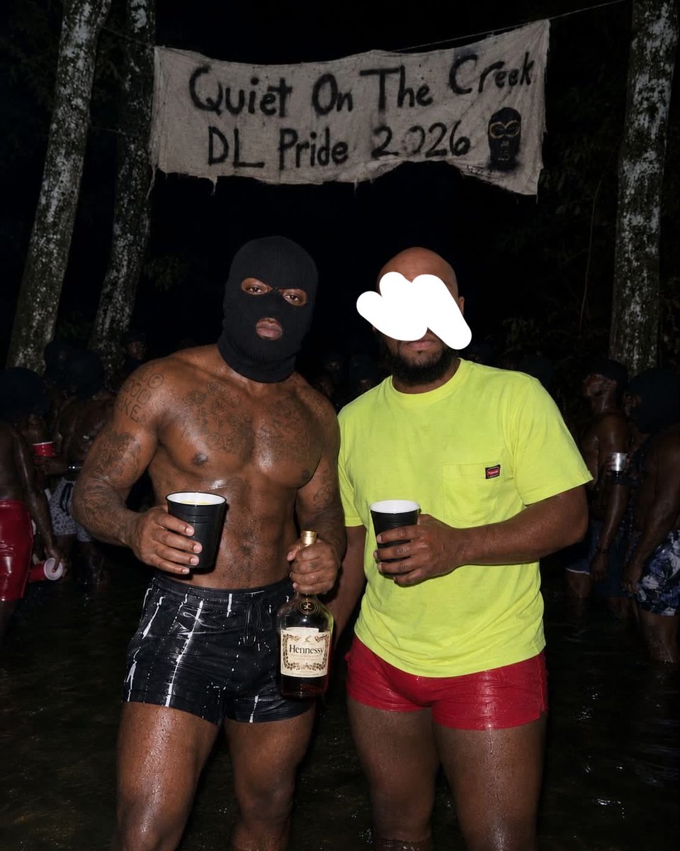 caIImemyron's tweet photo. ok but how do i get an invite??? https://t.co/hph5hwiigJ