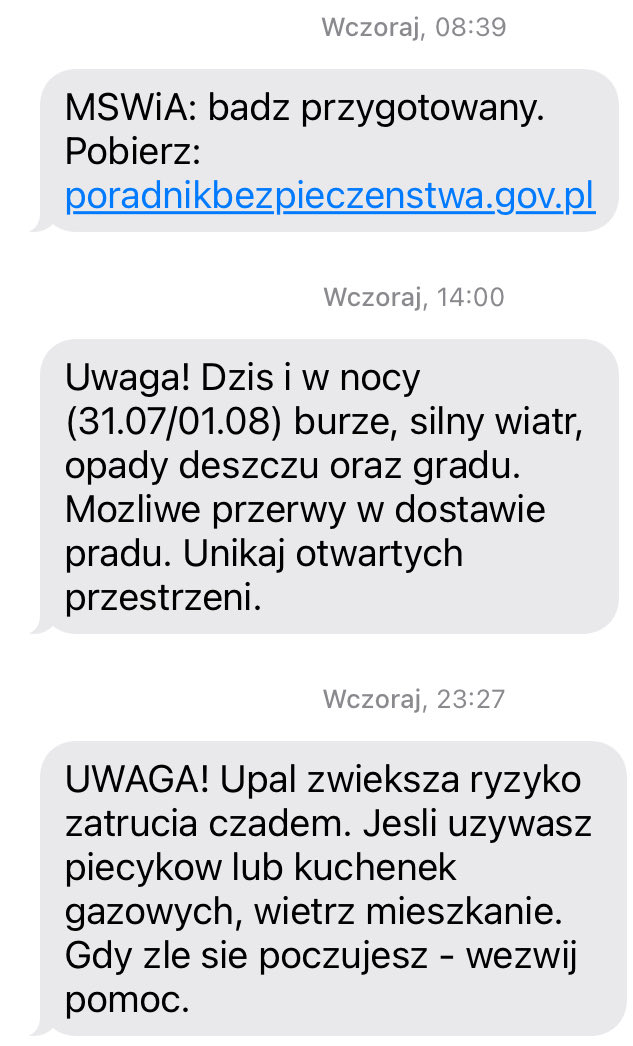 magic8201's tweet photo. @czardam Dziś nadrabiają cały lipiec. Dostałem jednego dnia trzy 🔔 😂 https://t.co/316qYly3It