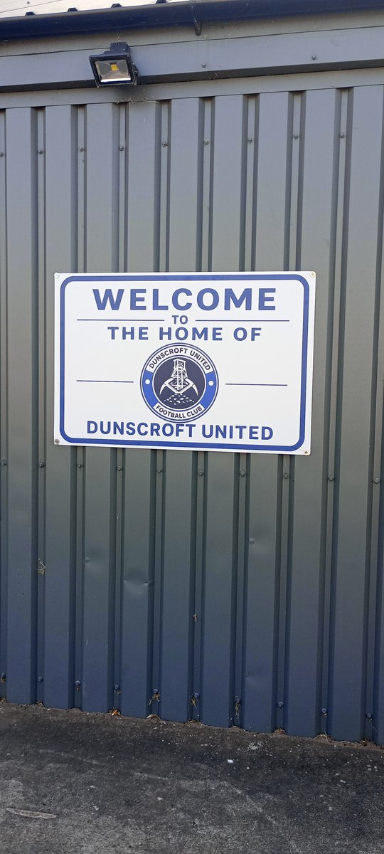 smilerhopper's tweet photo. #matchhopping #southyorkshire #cityofdoncaster at dunscroft welfare grd former home of @HatfieldMainFC for @DunscroftU @CentralMidsAll div 1 north (step 8) v @DenabyMainJFC @CountySeniorFL premier (step 7) KO 1853
Game number 52 #revisit 1st time in 19 years nice wall on 2 sides https://t.co/uG8umEpuYt