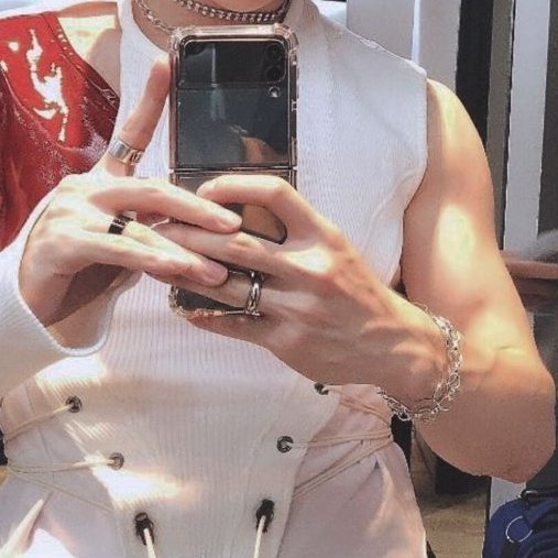 hourly yeosang hands tweet media