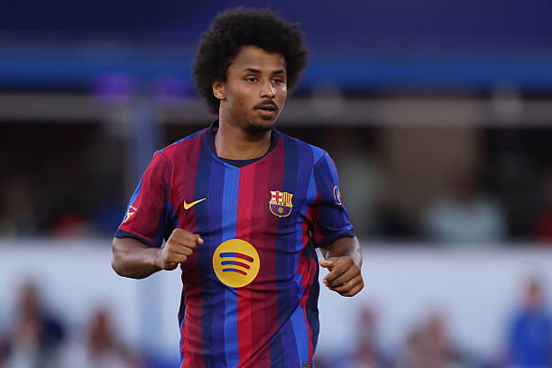 BouafifNour's tweet photo. From where Flick played Adeyemi last night, it kind of confirmed to me that he sees him as Lamine's backup and that he will mainly play on the right wing.

And considering Adeyemi was Flick's signing, I'm sure he trusts him more than Roony, so I don't really see the point of keeping Roony.

We signed him for less than €3m, so we can easily make a profit, call it good business and move on.