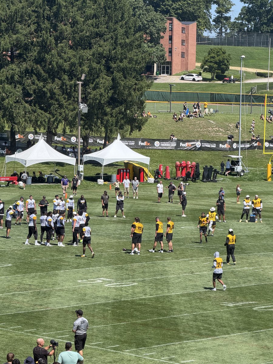 JW_412's tweet photo. #herewego Stopped by to watch the Steelers at St Vincent. Game 1 kickoff canβt get here fast enough. π
#steelernation https://t.co/vEbri2i4bz