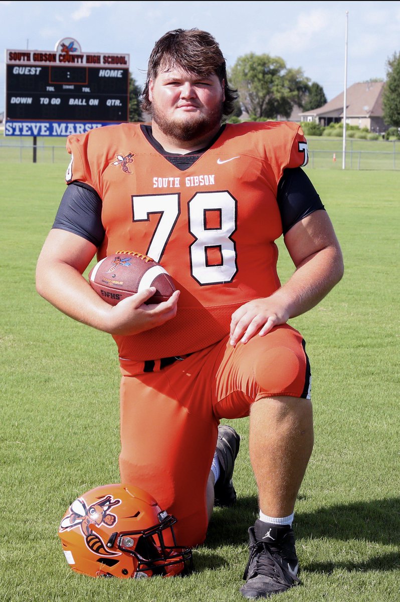 ChiefPaschall's tweet photo. #78 Max Paschall OL/DL 6’7 350 W/S 80in C/O 2027 GPA 4.0 NCAA #2510746416 South Gibson County Hornets Medina, TN. Coach Derek Morales  @MaxPaschall78 
#seniorseason https://t.co/YanY445E9A