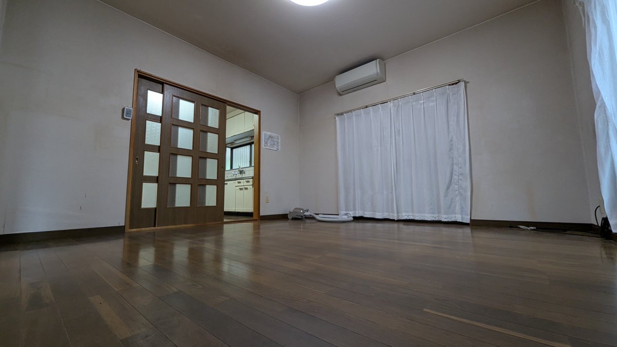 burumaruchannel's tweet photo. 【拡散希望】
熊本地震に伴い、ペットを所有されている被災者に我が家が所有している空き物件をペット複数可で8月末まで無料提供します！
場所:大分県佐伯市内
即日入居可.複数名ご家族でも可

※詳細は直接インスタグラムにDMを頂くか、authority0225@gmail.comまでお問合せください。 https://t.co/mn2CDfMTwo