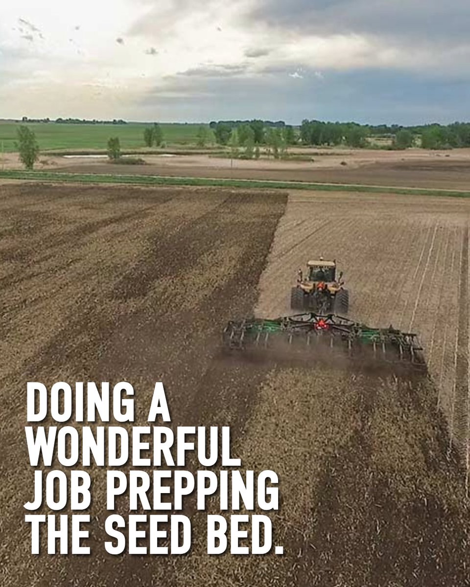 summersmfg's tweet photo. Harvest wins start a long time in advance and nothing means more than hearing directly from farmers who put our equipment to work every season. 

We appreciate every customer who trusts Summers equipment on their operation and shares their experience with others. https://t.co/WFHOj0qev0