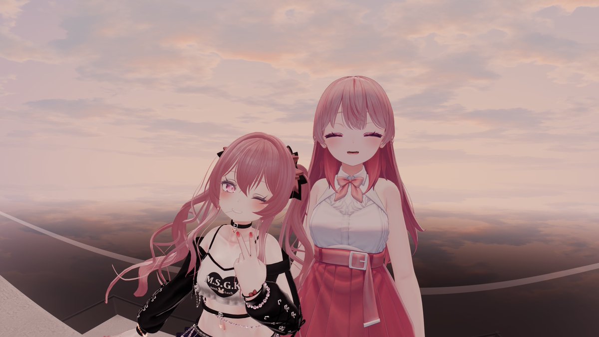 miru_manju's tweet photo. 最近よく遊んでる友達と一枚！ https://t.co/sFhdg8WFHx