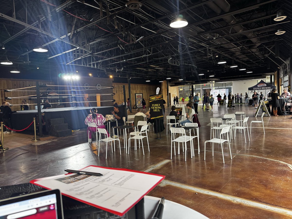 WarriorWrstlng's tweet photo. FREE SHOW! Doors are open at The Shops at West End in St. Louis Park, Minnesota! Bell time is 730! Beer! Food! And a free wrestling show! https://t.co/ZIAC6waVXZ