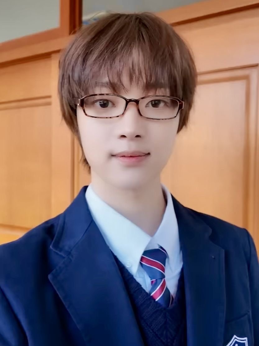 NUandDEOGI's tweet photo. @CometCrashNCEJ !!!!!!!!힘내세요 누나!!!!!!!!! https://t.co/ZKpSAgVmk6