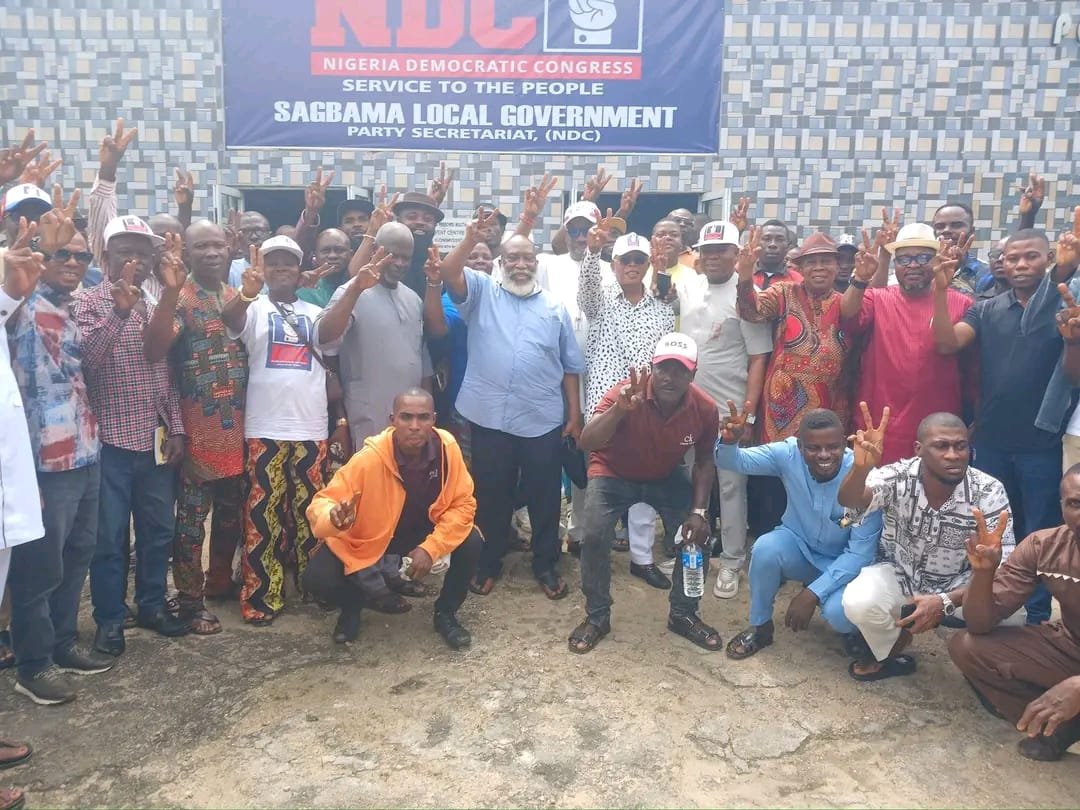 iamHSDickson's tweet photo. Today, the NDC Sagbama LGA Chapter had an expounded meeting with top LGA and ward officials, leaders, Assembly candidates and other members of our party to reappraise and reaffirm their support for me and for the NDC.

I thank the caucus leaders led by Prof.  Osusu, and all the Chairmen, leaders and our candidates for the efforts they are making, and for keeping the home-base intact in my absence, even in the face of unwarranted intimidation and harassment.

Some people are living in the past where they believe security agencies—the police, soldiers as well as armed thugs, will write results for them in connivance with INEC officials and where chairmen of councils will cordon-off LGA collation centres, write and announce fake results as they please. They will be shocked this time around. Every elected or appointed official has only one vote, and it is the vote of the people that will count in their communities, and we are fully on ground in all communities in Bayelsa State, Ijaw land and across the country. 

Again, I thank all leaders, officials, candidates and members of our great party in Sagbama LGA for their support, loyalty and commitment. I particularly thank Prof. Osusu, Hon. Salo Adikumo, the Chairman Macaulay, Ward Chairmen and other party officials for providing leadership and keeping our structures strong, united and active.

NDC all the way!

NDC - OWO BRA-BRA PARTY✌️

~HSD