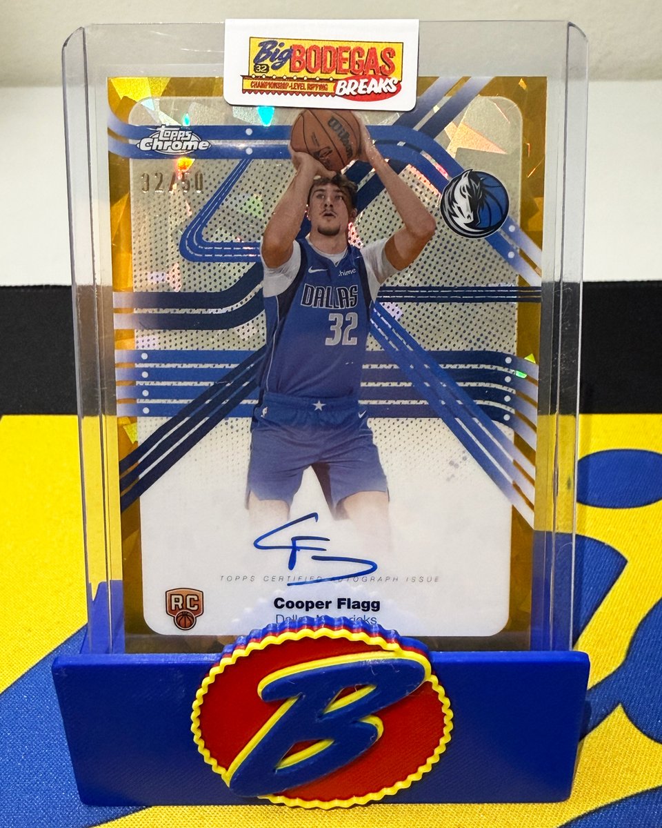 bigbodegasbreak's tweet photo. 🚨 THE ROTY IN GOLD, ON HIS JERSEY NUMBER! We pulled the Topps Chrome Cooper Flagg Gold Next Stop Auto 32/50 at Fanatics Fest🚨

What’s this card worth? Comment down below 🏆 https://t.co/0nG1lQjv8N