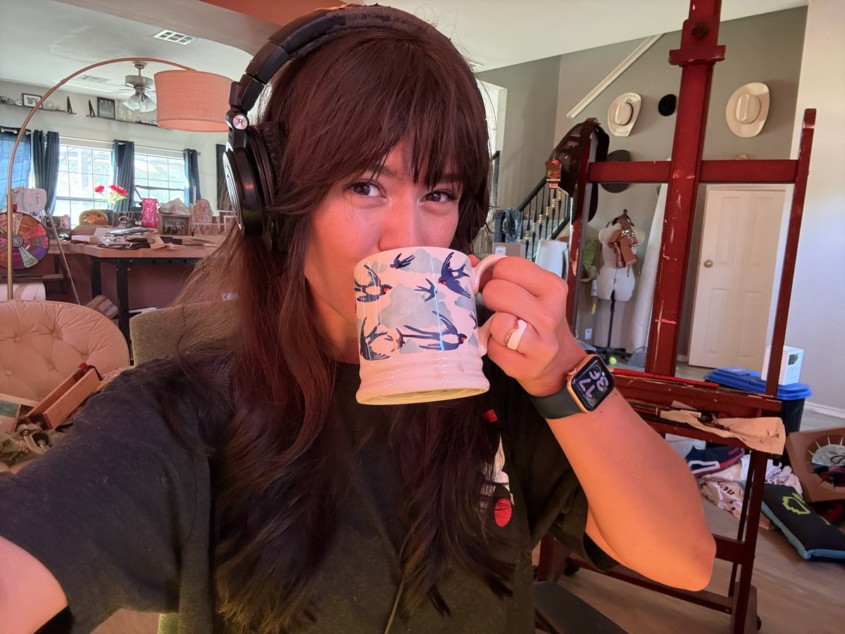 BethFreemanArt's tweet photo. Put ye hazmat suit on we are LIVEEEE and abut to cleanup some backrooms mess with Sark NFEN and @GassyMexican 

Ttv/ bethfreemanartist https://t.co/ZVQiTb78FD