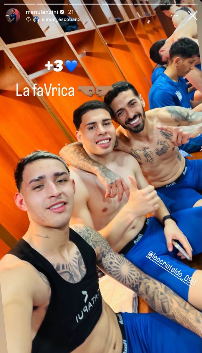 PasionFortinera's tweet photo. “La faVrica🤜🏽🤛🏽”

✍️ Firma: Manu Lanzini 😎 https://t.co/7NpdkeHy4j