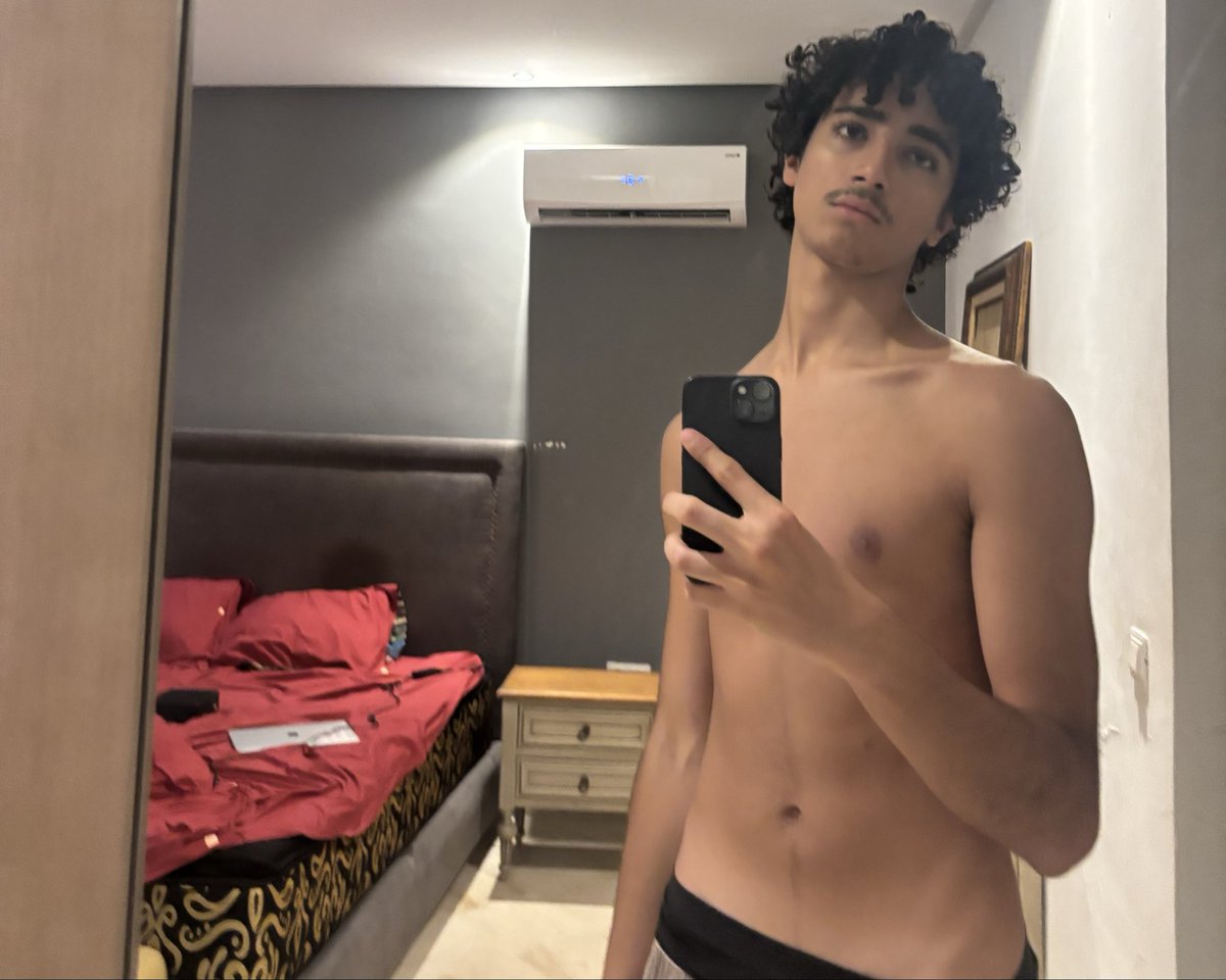 unclehypr tweet picture