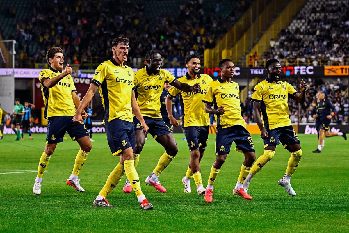 MMORTON6's tweet photo. President Yama 2k! 🙌🏆

Slots the winning penalty in the Belgian Pro League Supercup. TOP BINS! 

What an impact! 💥 https://t.co/omlLQ4PAC6