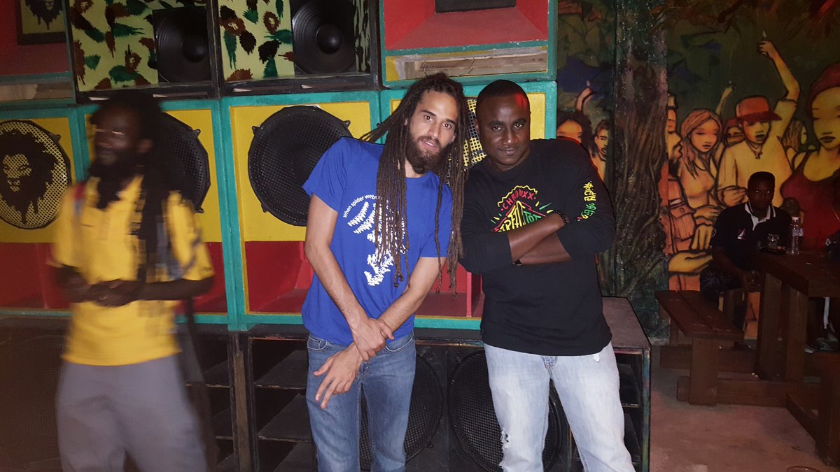 BullyRingo's tweet photo. 1st time I met Kez via @ThisisPreki decades ago &amp; asked him if there is a song that he wish he had done &amp; he said #WelcomeToJamrock, I told him fi go pree some Inikamose, some1 need fi tell him 2jump on a plane 2 Ghana if him really want to research Ja music &amp; stop chat fuckery. https://t.co/ISounlQBgR