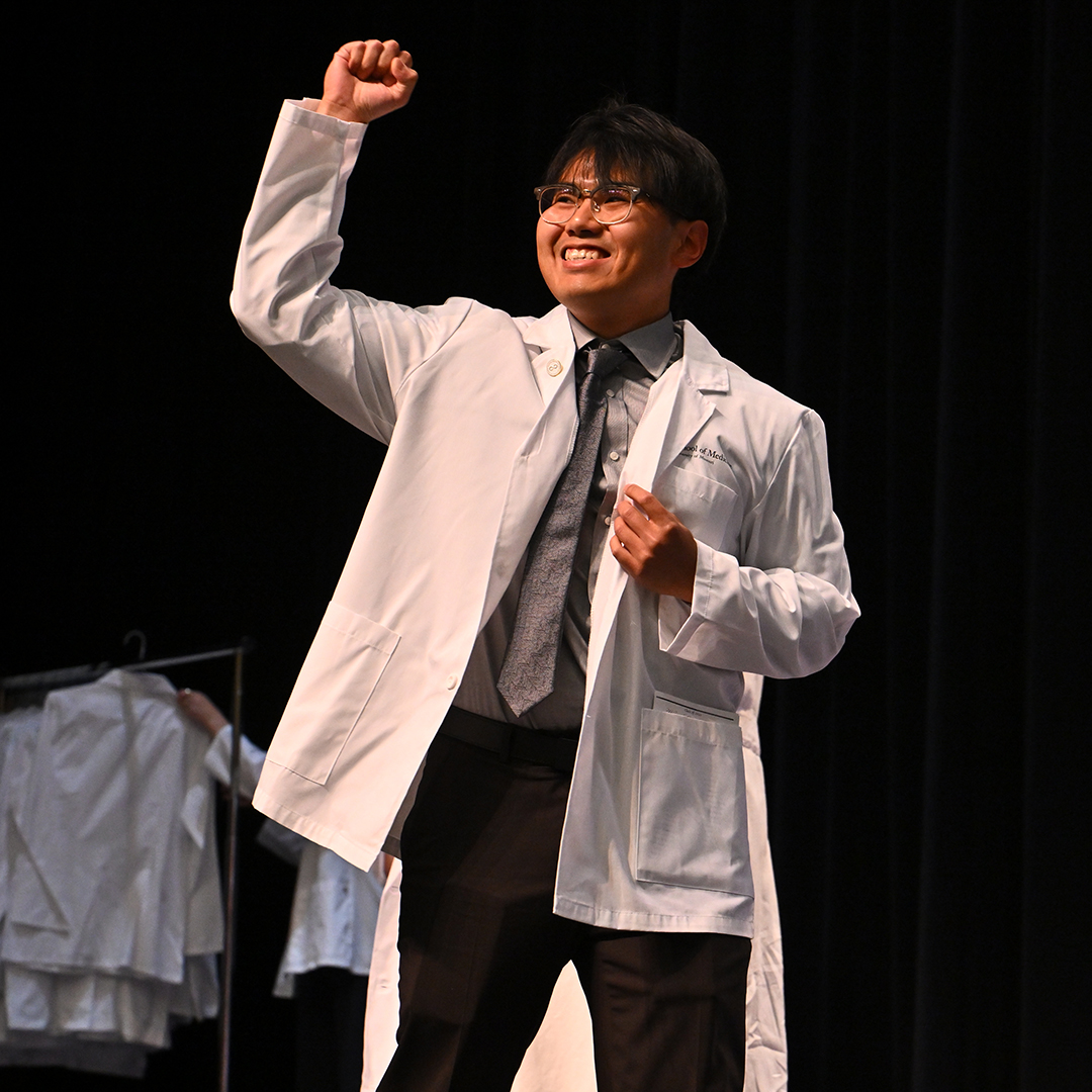 mumedicine's tweet photo. A memorable week for the #Mizzou School of Medicine Class of 2030 concluded this afternoon as students received a Mizzou-branded white coat &amp; took the Declaration of Geneva.

CONGRATS to our newest medical students, who completed their first steps toward becoming physicians❗️ https://t.co/BAHutu0WEc
