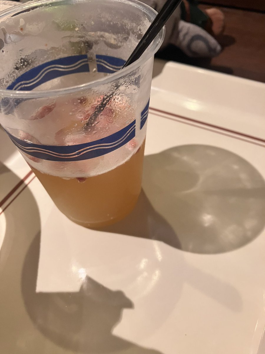 Bicky_ME's tweet photo. 最速で3階なのはどーして？？なんで飛ばされたよ💢もうやけ酒する！！ https://t.co/Eg1AouB6I7