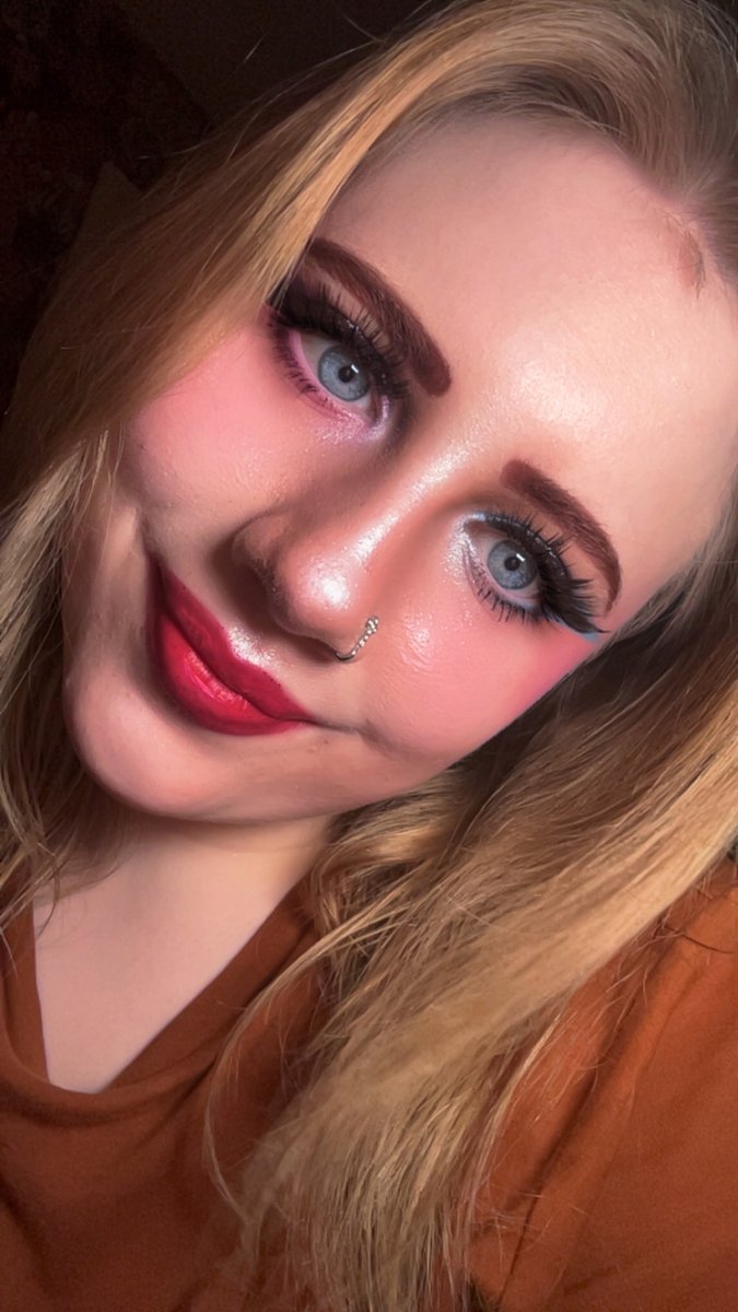 turney_sophia's tweet photo. πToo cute to stay in my camera roll. π
Catching up on missed posts. Serving a late upload.
Blue eyes & pink vibes. πJust gonna leave this here #Selfie #LatePost #CameraRoll #GlowUp #SoftGlam #BlueEyes #MakeupLook #FeelingCute https://t.co/8B1boReP1c