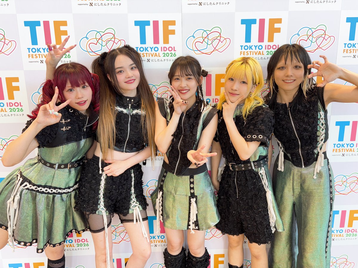 PIGGS_idol's tweet photo. #TIF2026 DAY2 at HEAT GARAGE、ありがとうございました！！

このあとPIGGSのスケジュールは

🏝️14:05〜14:20 📍浮島STAGE 

🛍️物販 15:00〜 📍ブースI-12
📸特典会① 15:30〜16:20 BAN-BAN・KINCHAN・BIBI
📸特典会② 16:20〜17:10 SHELLME・SU-RING

となります！

詳細等 https://t.co/pnNEtU0XSm

よろにく🐷 

#PIGGS