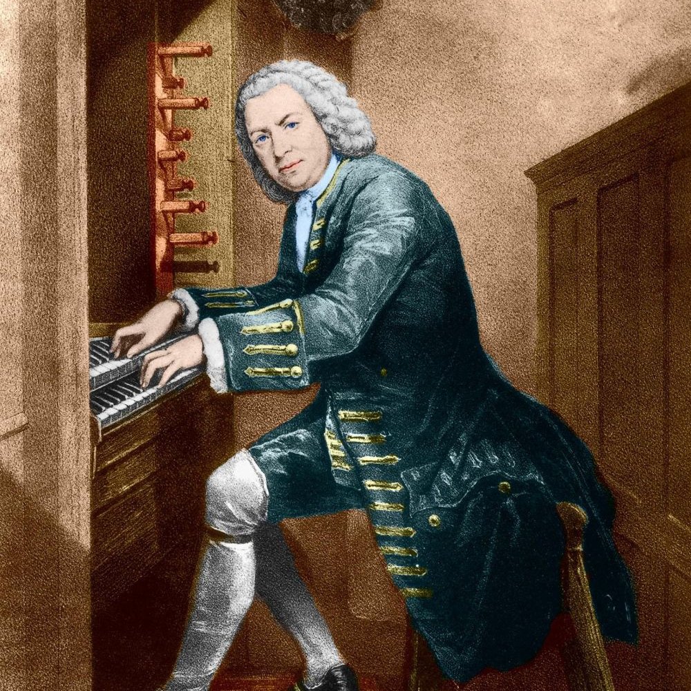 JCharrasqueado_'s tweet photo. ¿Sabías que Bach comenzaba sus obras con un código secreto? Al abrir sus partituras, solía anotar "J.J." (Jesu Juva). No era una indicación musical, sino una plegaria: "Jesús, ayúdame". Así, cada fuga y cada coral nacían como un acto de fe. https://t.co/yPluUI6cGf