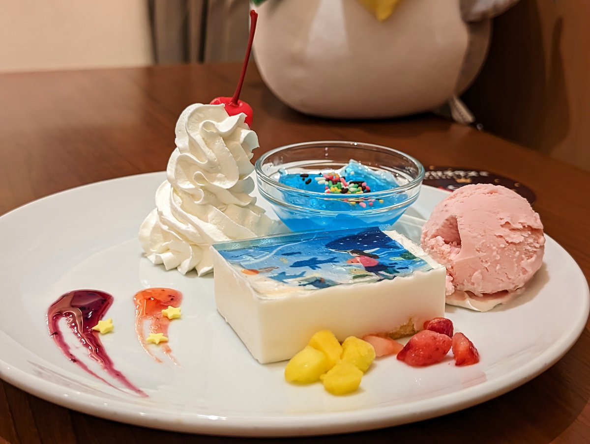 ggginyan's tweet photo. #おでかけ子ザメ展
子ザメちゃん可愛かった！！
コラボフード美味し〜 https://t.co/u27WyQ2ffi