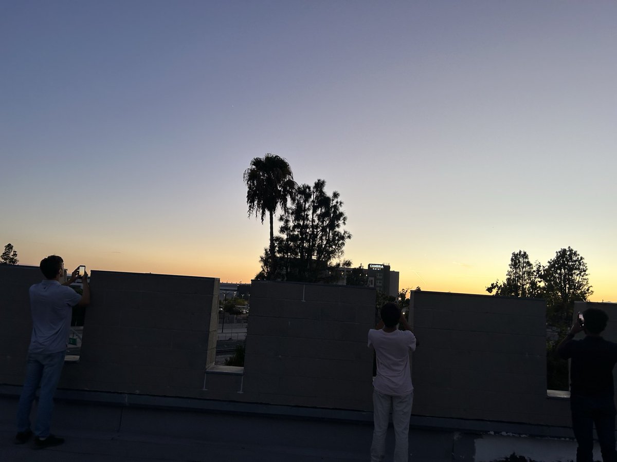CKalitin's tweet photo. Third time seeing a Falcon launch from the castle, now convincing more people to stay late to watch it https://t.co/po7topOY3D