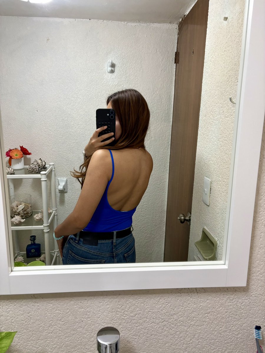 lauraaaaaCV's tweet photo. Estoy muy orgullosa de mis avances, buenas chingas que me he metido🥹💪🏾
Pd. Y sin comer bien jaja me mal paso bien cabrón 🫩😅 https://t.co/vBW7JwAAEM