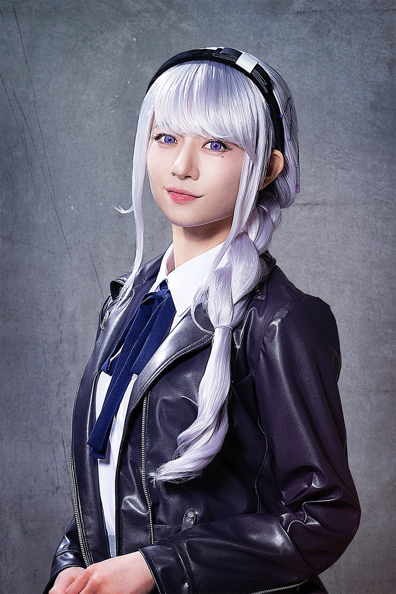 hundredline_st's tweet photo. 極限選別演劇
『HUNDRED LINE -最終防衛学園-』
キャラクタービジュアル公開❗️

#霧藤希 役　#伊藤萌々香
#大鈴木くらら 役　#沖侑果
#凶鳥狂死香 役　#斉藤瑞季

公式HP
https://t.co/KdrpzoR8L7

#舞台ハンドラ https://t.co/XJjgVjnbIU