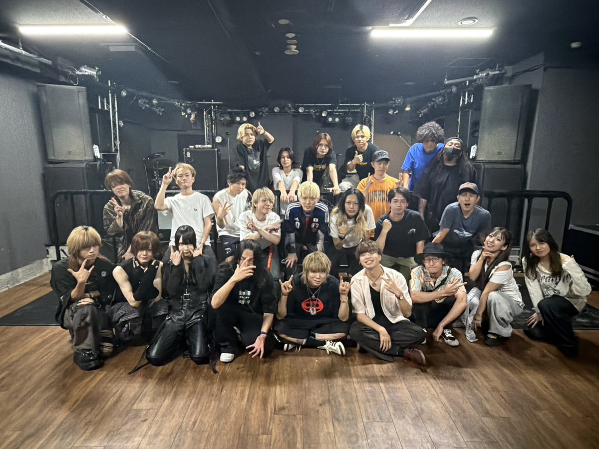 OP_s_fukuoka's tweet photo. 📅7月31日📅

🎊LIVE HOUSE OP's 5th ANNIVERSARY LIVE 🎊

出演いただいたアーティストの皆様！
ご来場いただいた皆様！
誠にありがとうございました🥰

ご出演いただいた
・ハリケーンミキサー 
・An DecisioN 
・トラケミスト 
・ünreffort 
・SMOKY HEN 
・衝撃ZELOSTOIC 
・unRAiN
の皆さんのサイン入りポスターをフォロー&リポストしてくれた方から���選で1名様にプレゼント🎁
どしどしご応募下さい😆
#OPs5th
