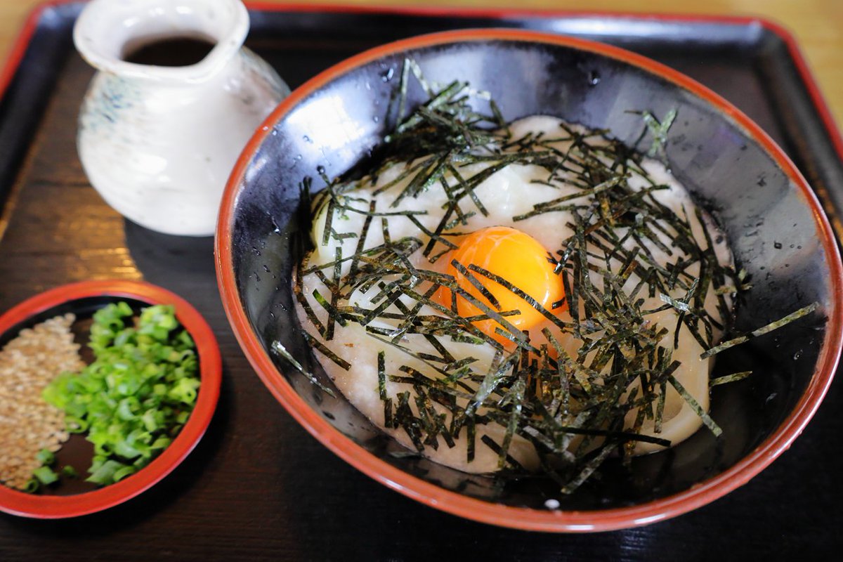 ushio339's tweet photo. 今まで何度も前を通っていたうどん店に初めて訪れたみたところ！ん？
山の谷うどん ＠ 丸亀市飯山町
#山の谷うどん #うどん #丸亀市 #飯山町 #香川県 #さぬき #讃岐 #FC2ブログ 
↓ ↓ イケ麺 USHIO'S BLOG更新しました
https://t.co/wbSmBCf0QT https://t.co/VAYRIFRH23