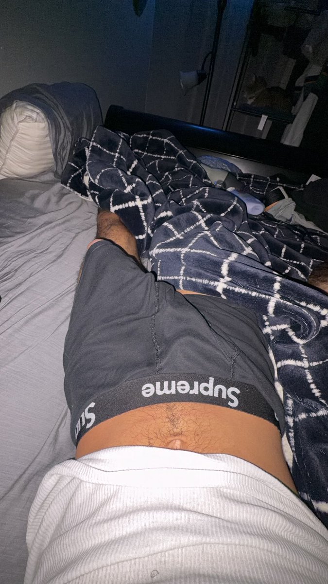 Jay5gdz's tweet photo. Hey cucks first post in here hmu if u want to give ur girl this bbc https://t.co/2HLjv2aycr