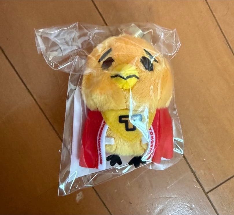 viasimplespace's tweet photo. SALE READY: Tohoshinki Nissan Stadium Red Ocean Oppi Keyring Doll $25 usd + worldwide shipping available >> https://t.co/vp1gcMaBDD