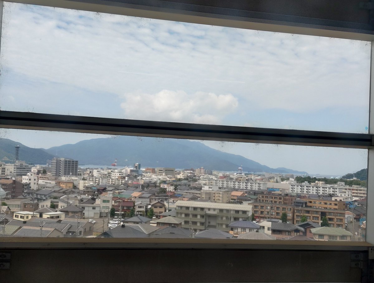 narinofu's tweet photo. 今日も暑い☀ https://t.co/v5C3jobWhu