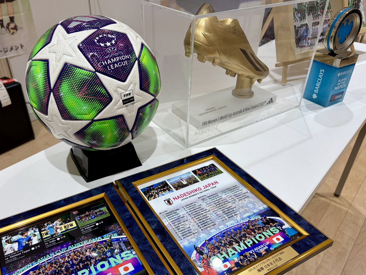 mkmgt1128's tweet photo. #YFFF26 まもなくキックオフ！宮澤兄妹サッカーフェスタのブースも完成しました！お知らせしていたより��展示の品が増えております🫣🫣 https://t.co/mfjPuGwXoD