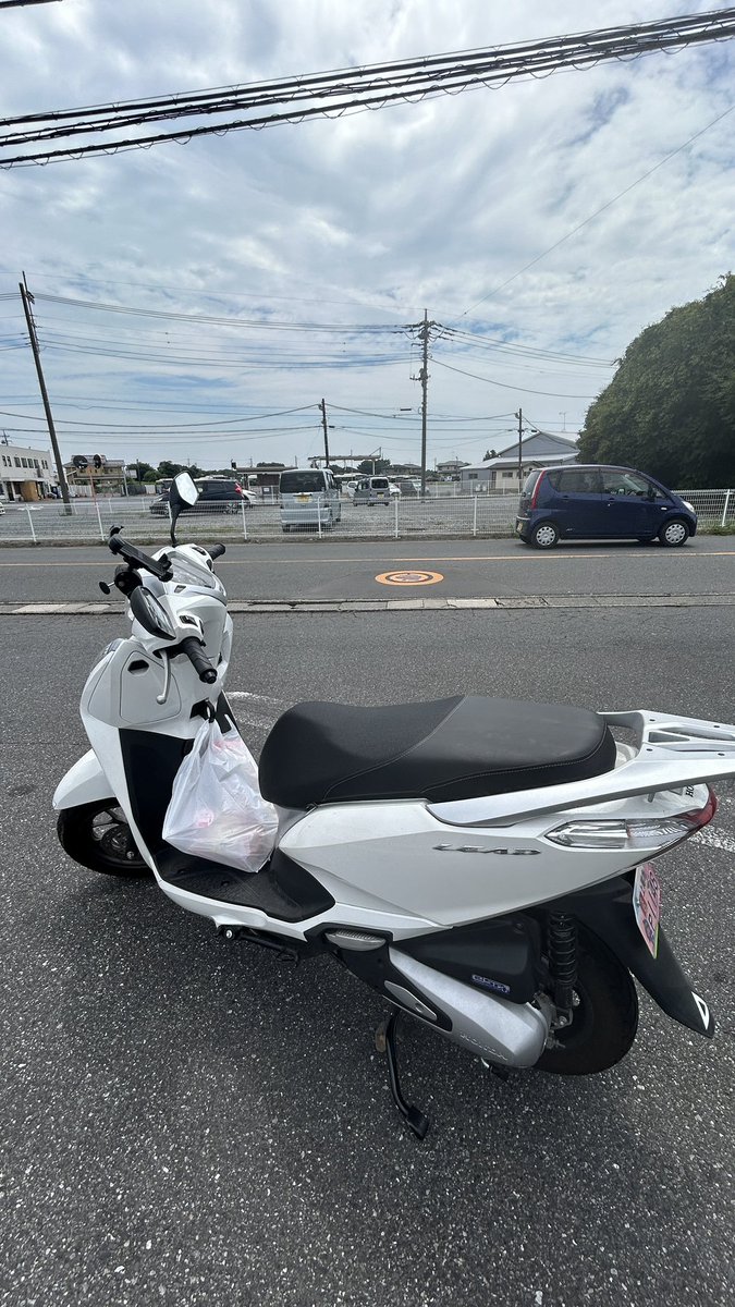 brfronts's tweet photo. 暑いので無理。帰ります🛵🐕 https://t.co/Ojt32remal